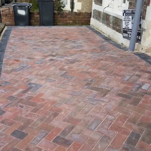 Brindle block paving driveway with a charcoal edge