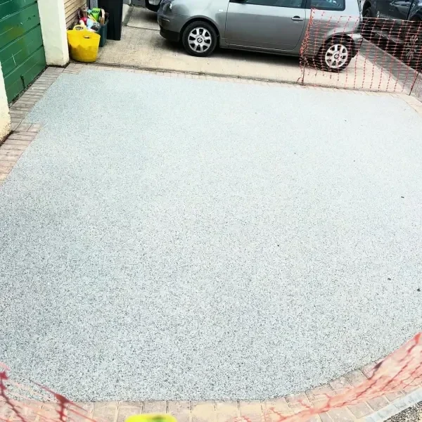 Silver resin bound driveway