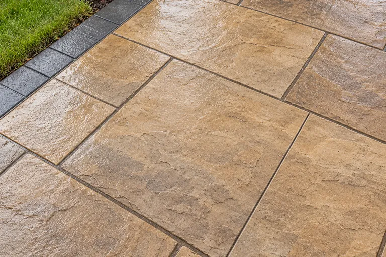 Grand ashlar, illustration of imprinted concrete