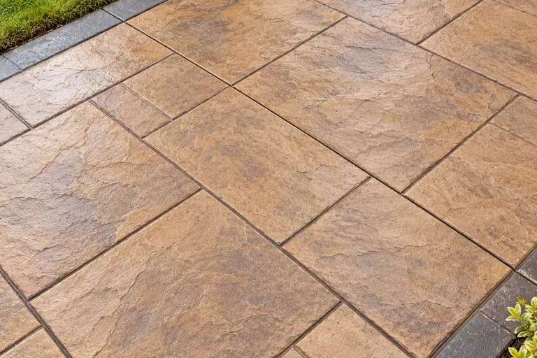 Large ashlar, illustration of imprinted concrete