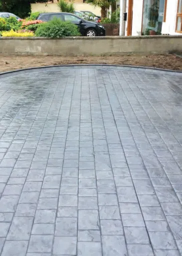 Old world slate cobble, photo of imprinted concrete