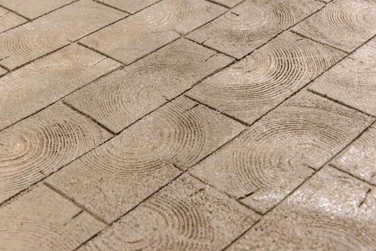 Wood paver, running bond, photo of imprinted concrete