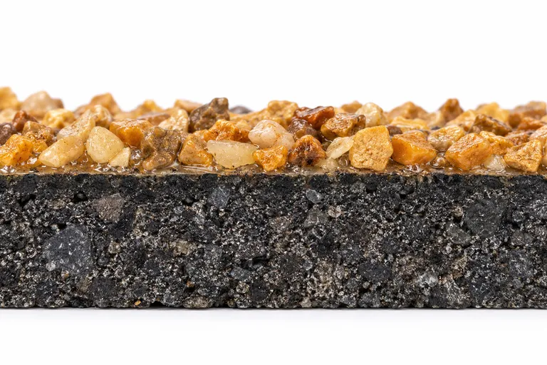 Resin bonded, illustration of resin bound surfacing